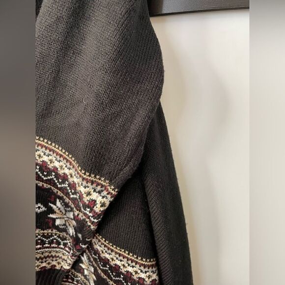 [L] Jessica Black Holiday Cardigan with Creme & Red Fair Isle Snowflake Print - Picture 6 of 10